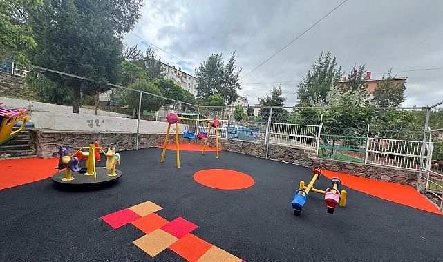 İzmir’in parkları yeniden doğuyor