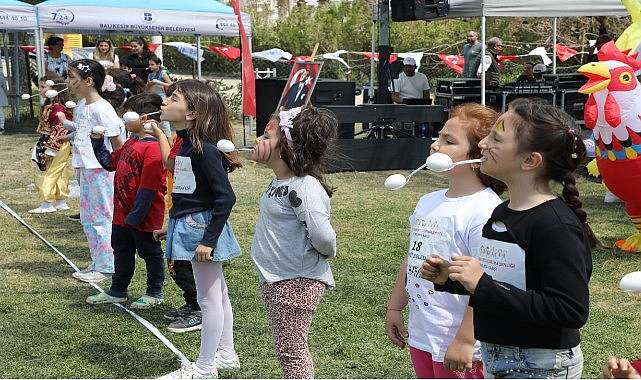 25. Uçurtma Şenliği’nde Binlerce Uçurtma Gökyüzüne Uçtu