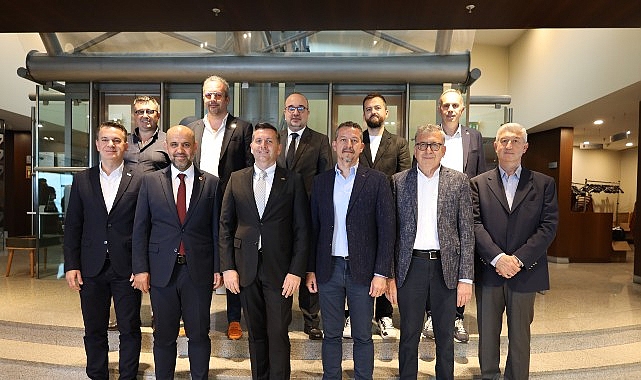 Deri sektöründe ihracatın yıldızları ödüllerine kavuştu