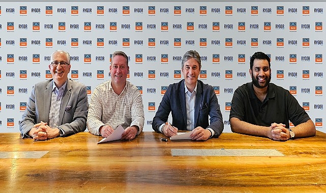 Ford Trucks, Yurtdışı Yetkili Servis Ağını İngiltere ve İrlanda’ya Genişletti: Her Rotada Müşterilerinin Yanında