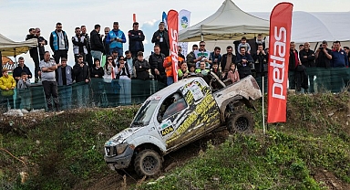 Sakarya’da Yağış Altında Büyük Çekişme