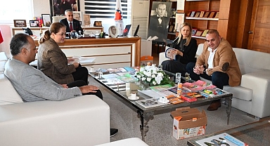 Antalya Likya Lions Kulüp’ten Başkan Topaloğlu’na ziyaret Başkan Topaloğlu: “Eğitim bizim işimiz.”