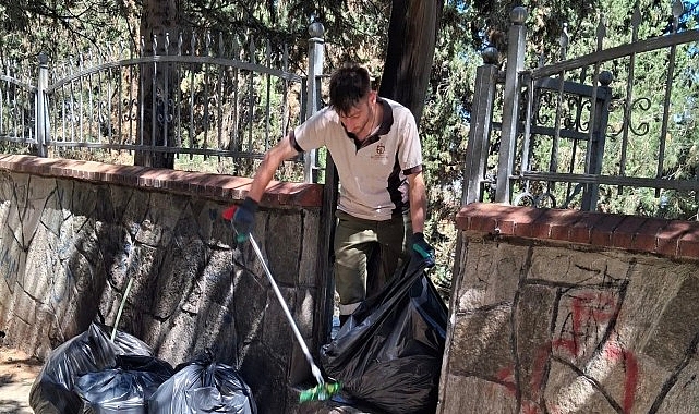 İzmit’te mezarlıklar Büyükşehir’le daha düzenli