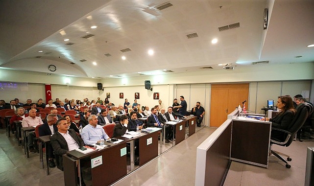Karşıyaka’nın 6,6 milyar TL’lik 2027 bütçesine onay