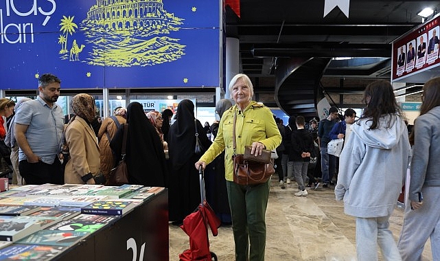 Valizler bu kez kitaplarla doluyor